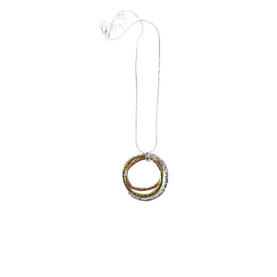 Mixed metal plaiting ring pendant necklace.
